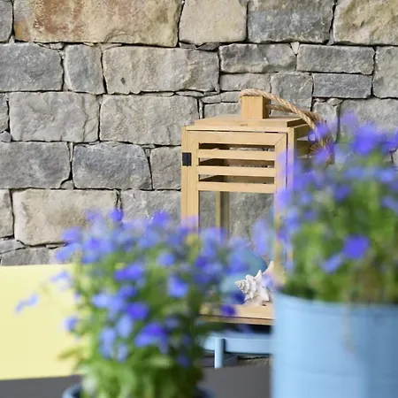 Pietraverdemare Apartman *