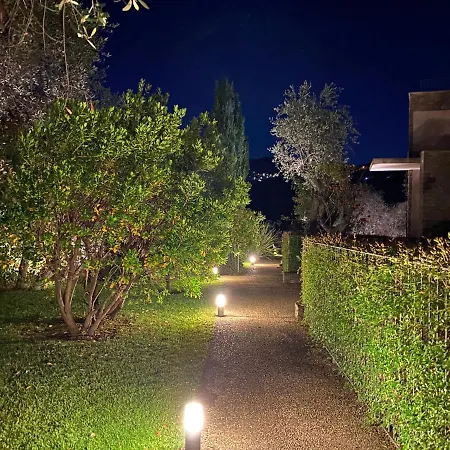 Pietraverdemare Apartman