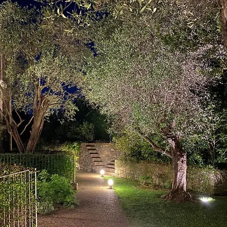 Pietraverdemare Apartman Vallebona