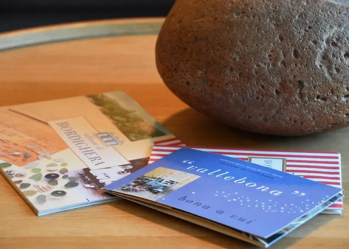 Pietraverdemare * Vallebona