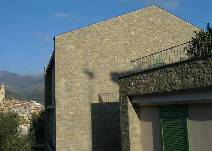 Pietraverdemare Lägenhet